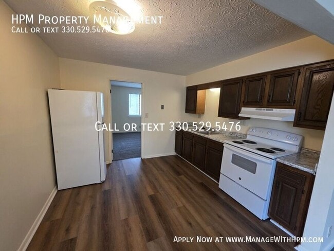 Photo - 591 E Buchtel Ave