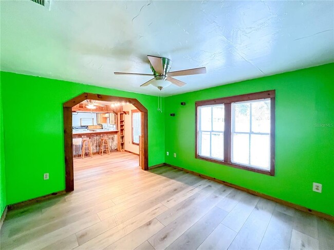 Photo - 25825 W Newberry Rd