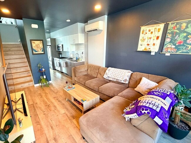 Photo - Modern & Spacious 3-Story Home in Seattle