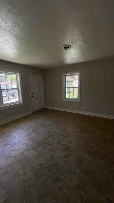 Photo - 1611 Marengo Dr