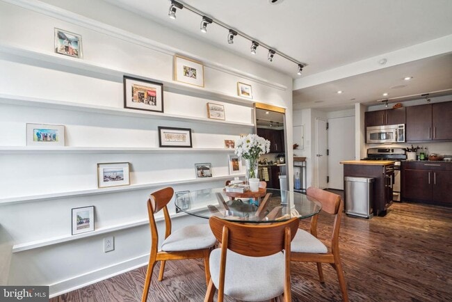 Photo - 219 S 18th St Unit 1412