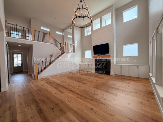 Photo - 8423 W Brooks Dr