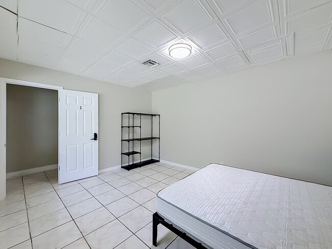 Photo - 7460 NW 16th St