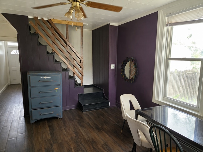 Photo - 227 Mill St
