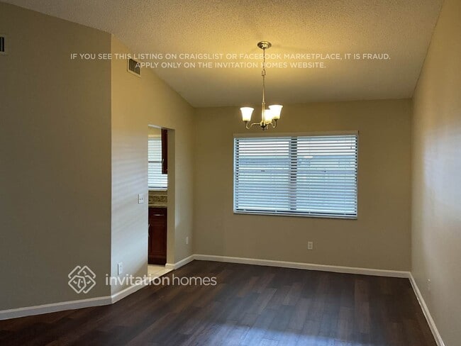 Photo - 162 Parkwood Dr