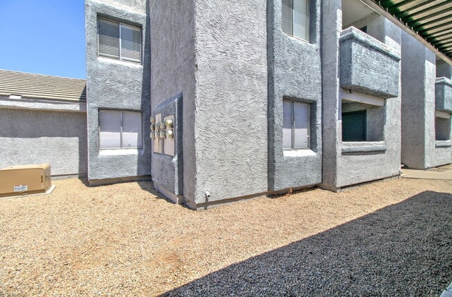 Photo - 4410 N Longview Ave Unit 126