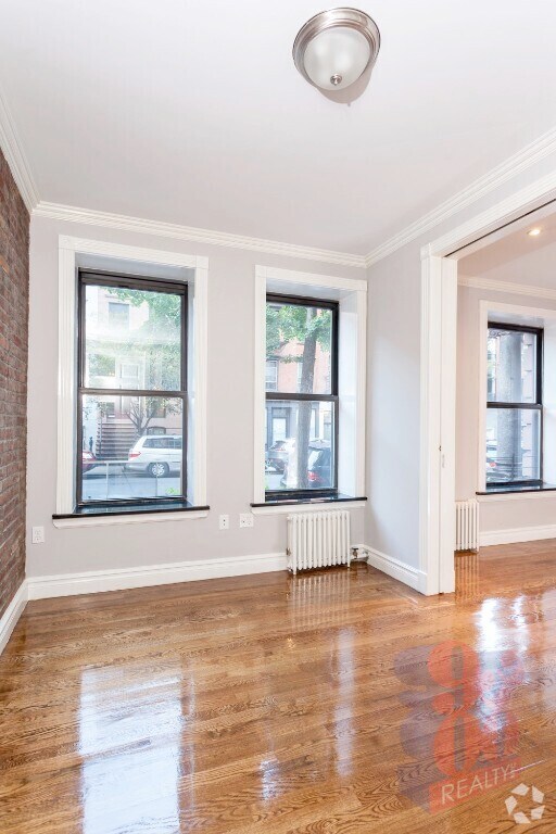 Building Photo - 340 E 18th St Unit A Rental