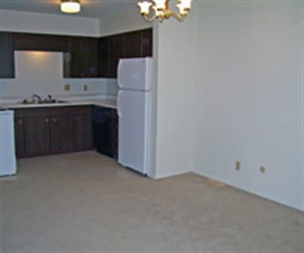 Parkview Plaza Apartments