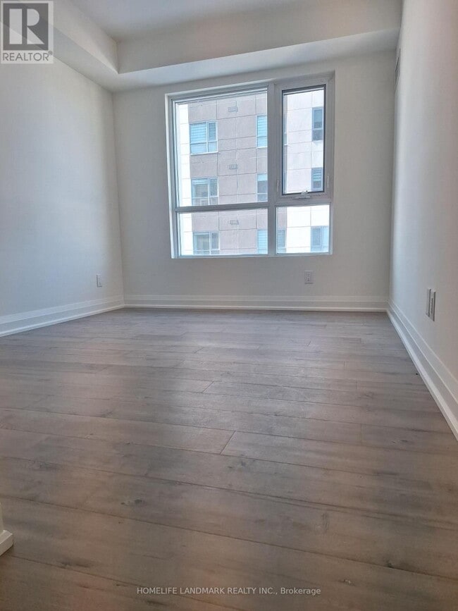 Photo - 58 Lakeside Ter Unité 706