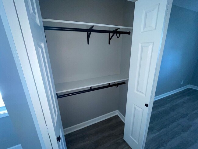 Photo - Updated 2 bedroom 1 bath home for rent