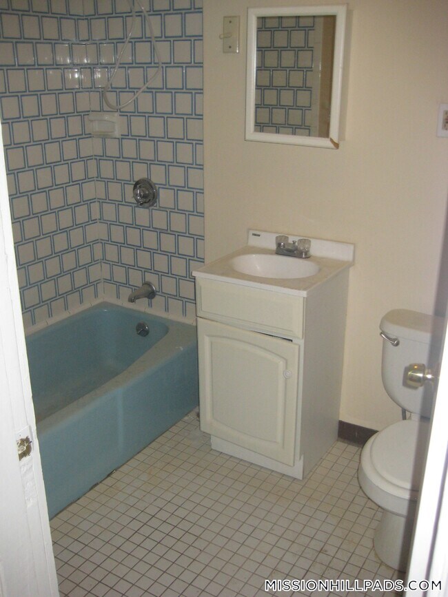 Photo - 35 Harold St Unit 2