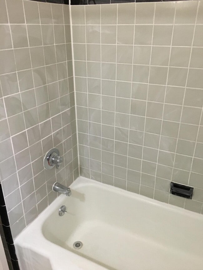 Photo - 37 Lafayette Ave Unit 1