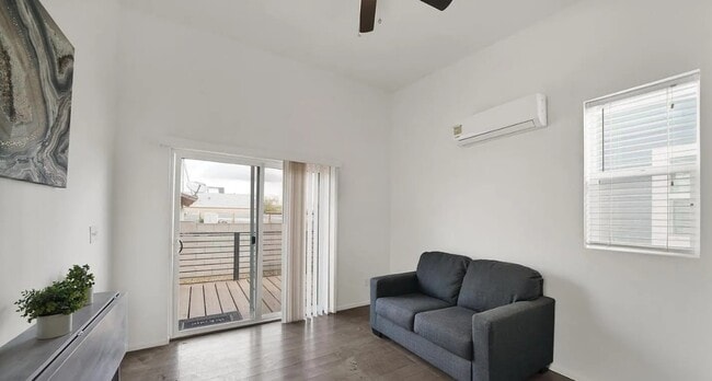 Photo - 1229 S 13th Ave Unit 2