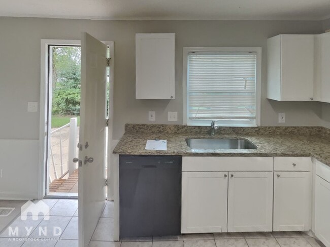Photo - 2515 Winterfield Dr