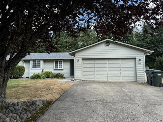 Beautiful 2 Bed 2 Bath home in Spanaway - Beautiful 2 Bed 2 Bath home in Spanaway Unit 1