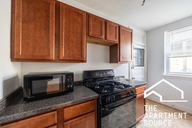 Photo - 2004 W Jarvis Ave Unit 3