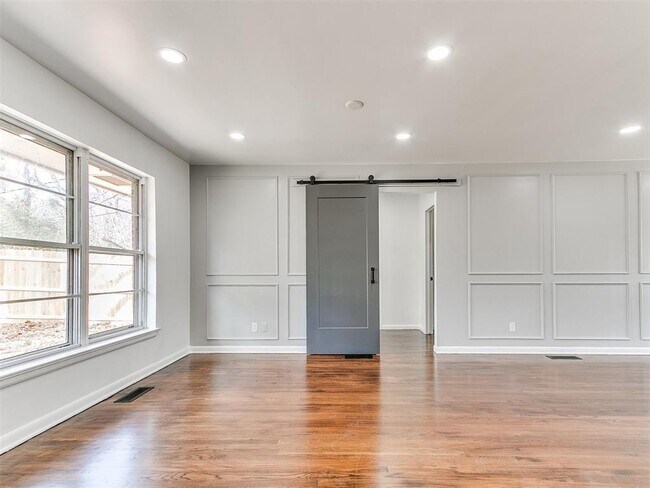 Photo - 1613 Franklin Dr
