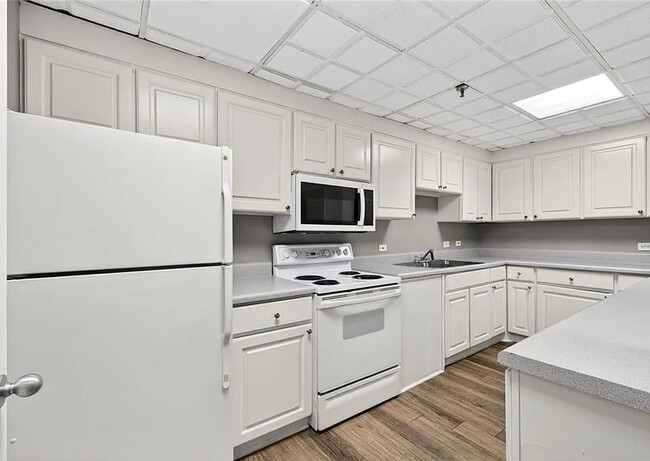 Photo - 375 Ralph McGill Blvd NE Unit 18
