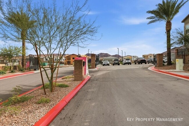 Photo - 1512 Maya Xing Ave