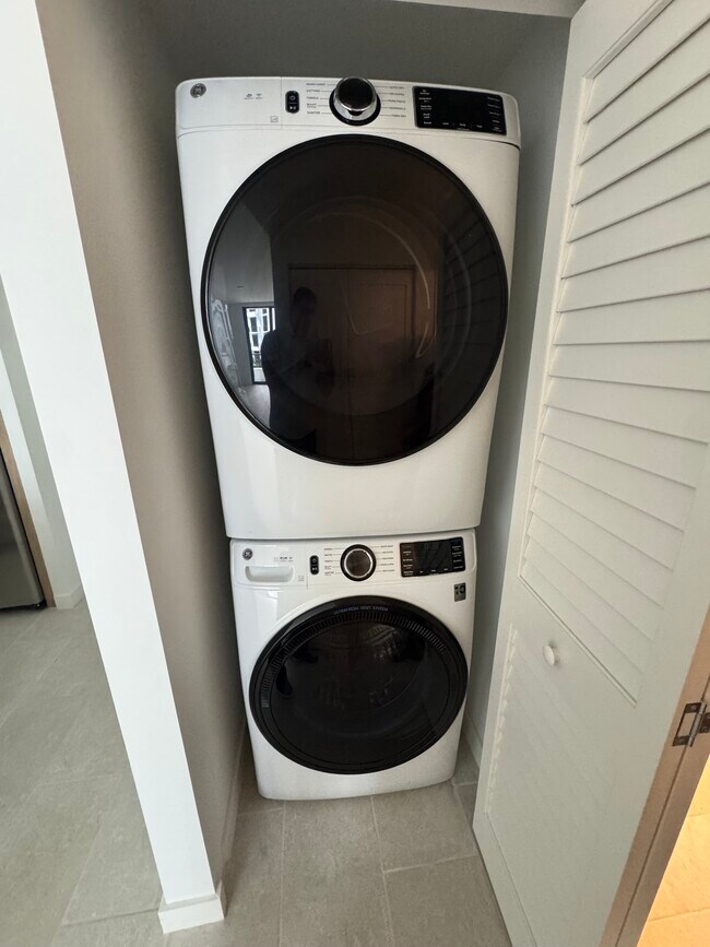 Photo - 3011 NW 18th Ter Unidad A2