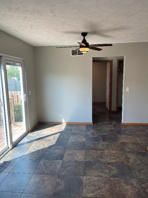 Photo - 6615 Shadow Pines Dr