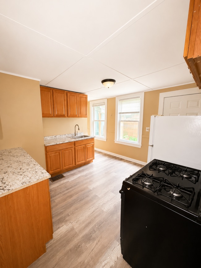 Photo - 675 2nd Ave Unit 675 2nd Avenue, Troy, NY, 12182