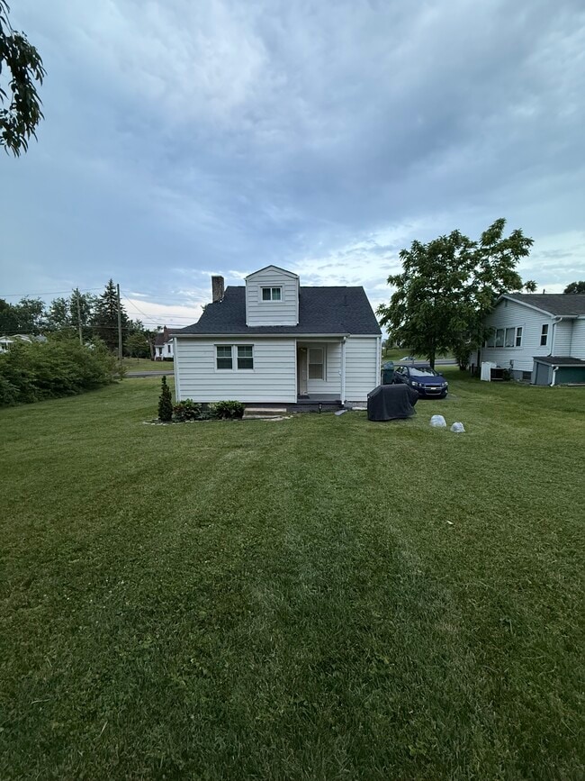 Photo - 237 Randolph St