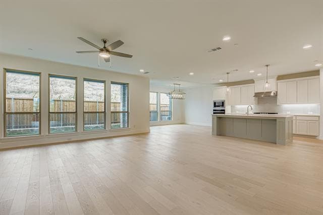 Photo - 3529 Kings Ct Dr