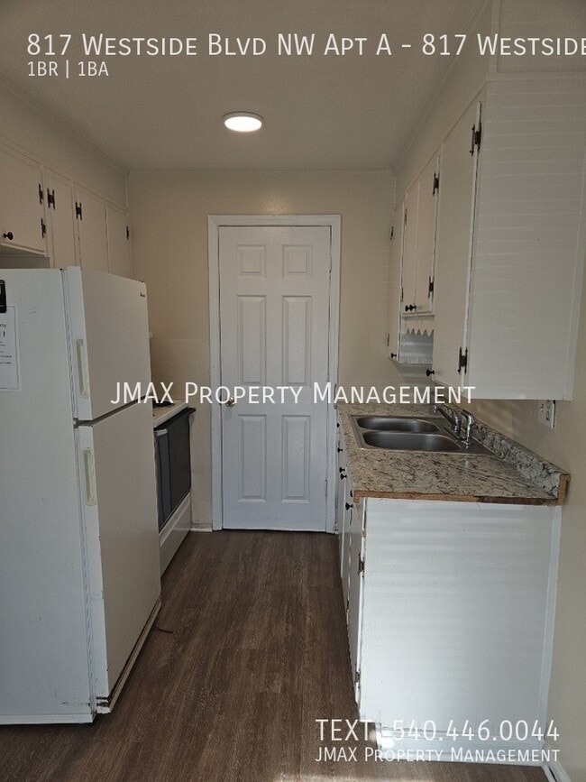 Photo - 817 Westside Blvd NW Unit 817 Westside Blvd NW Apt A