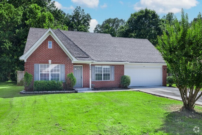 Building Photo - 4 bedroom, 2.5 bath in Horn Lake recently ... Rental