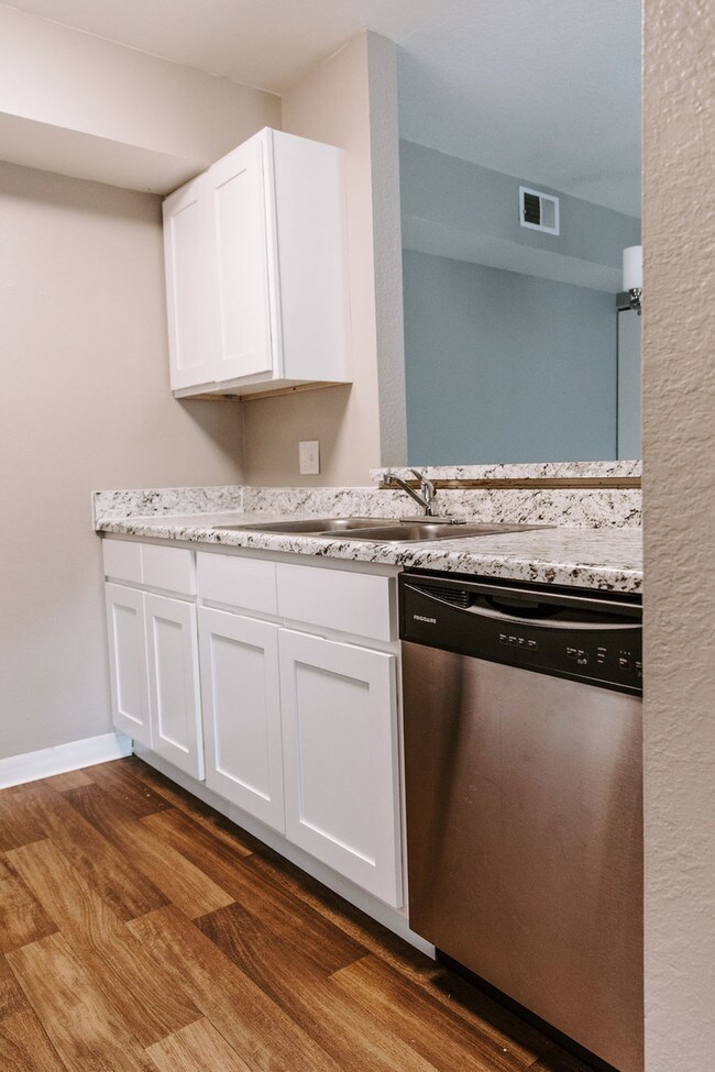 Spring Brook Apartments Holland, MI