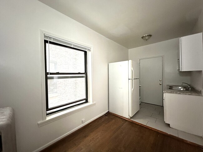 Photo - 931 W Sunnyside Ave Unit N2