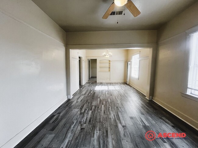 Photo - 1802 Forrest St Unit 1802 Forrest Ave