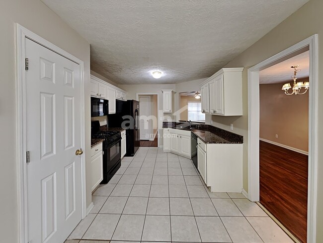 Photo - 805 Chatham Park Dr