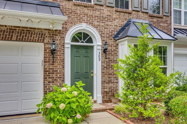 Building Photo - "Charming 3-Bedroom Retreat in Fort Mill -... Rental