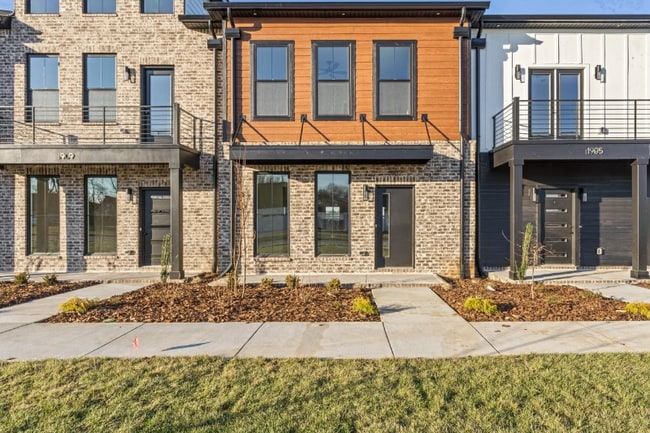 Building Photo - 1365 Queenie Johns Dr