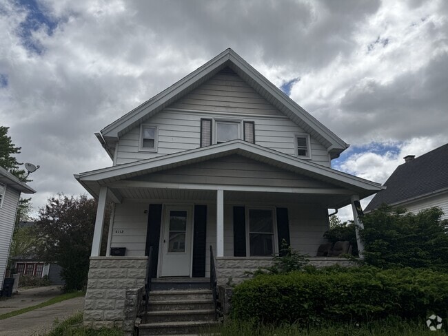 Building Photo - 4112 Caroline Ave Rental