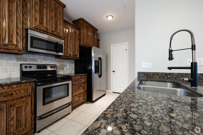 Building 2- 2BR, 2BA - 1,095 - Kitchen - Presidential Shores Rental