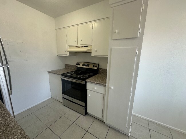 Photo - 2508 E Mesquite Ave Unidad 3