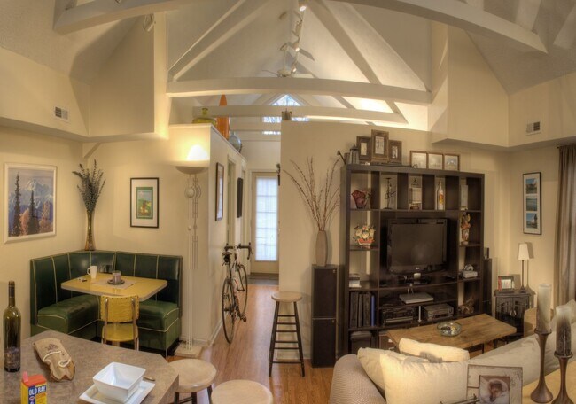 Photo - 2589W11 Unidad REAR