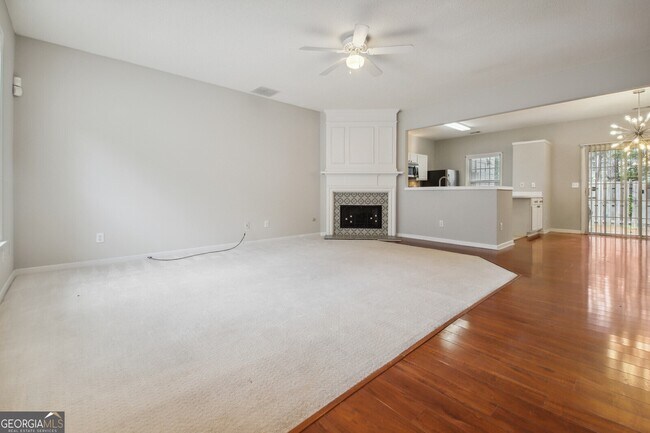 Photo - 4084 Howell Park Rd