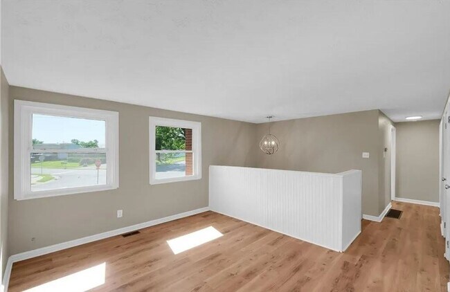 Photo - Remodeled Clarksville 4 bedroom, 2 bathroom!