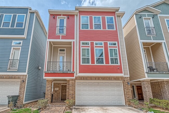 Photo - 2113 Bidwell Dr