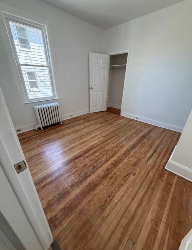 16501 Union Tpke Unit Duplex in Fresh Meadows!