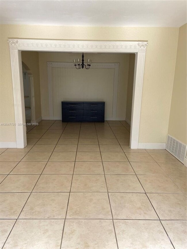 Photo - 800 NW 76th Ave