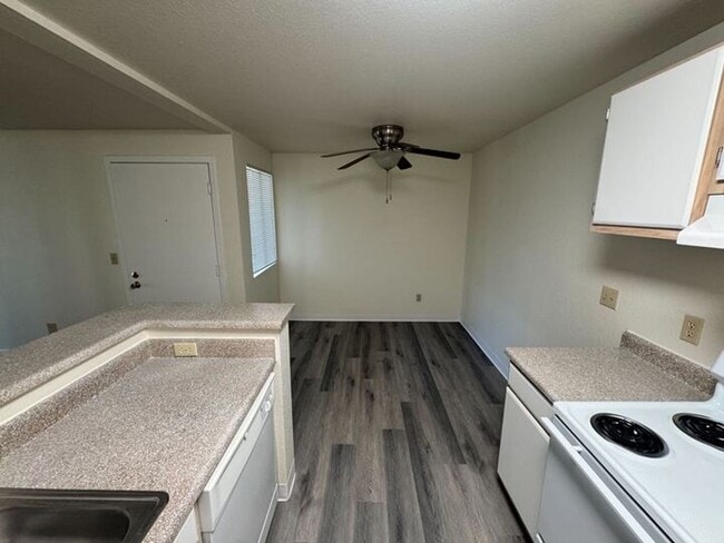 Photo - Wellington Place Apartments