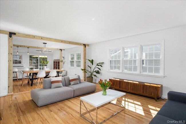 Photo - 19 Sherwood Dr