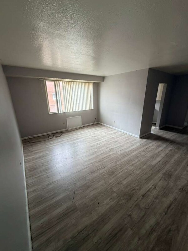 Photo - 13965 Superior Rd Unidad 102