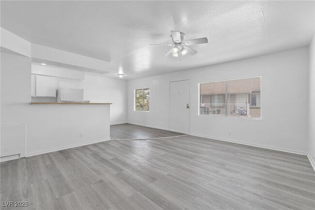 Photo - 1812 Fulstone Way Unit 4