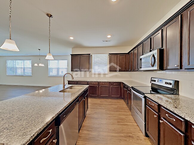 Photo - 4900 Horatio Ct